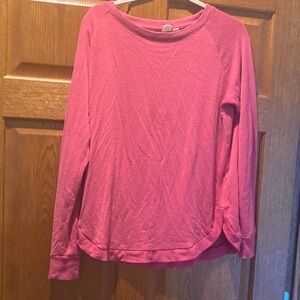 Pink relaxed fit sweater - curved, split hem - XS